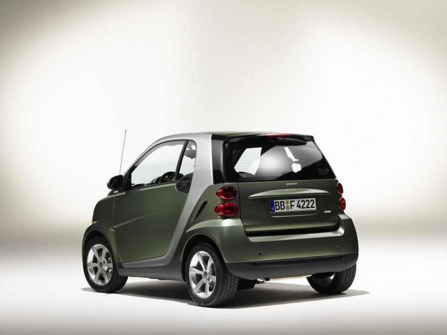  Smart ForTwo Edition Limited One Coupe (ForTwo) 2007 года  (фото 3 из 11)